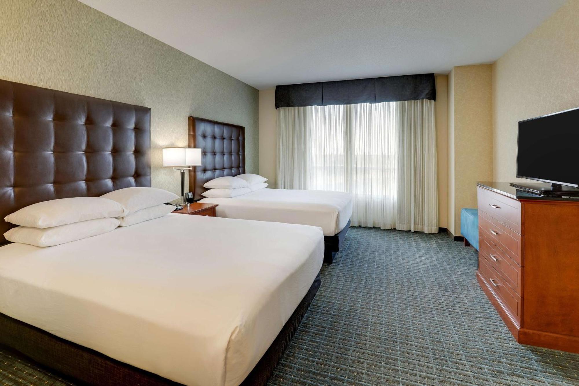 Drury Inn & Suites Phoenix Chandler Fashion Center Exteriör bild