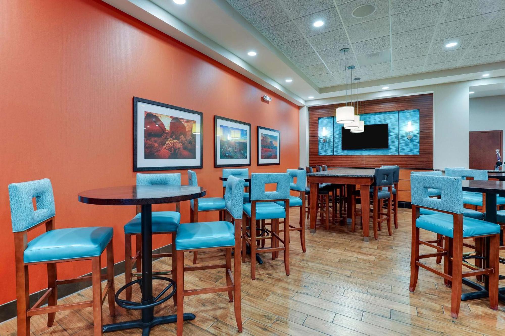 Drury Inn & Suites Phoenix Chandler Fashion Center Exteriör bild