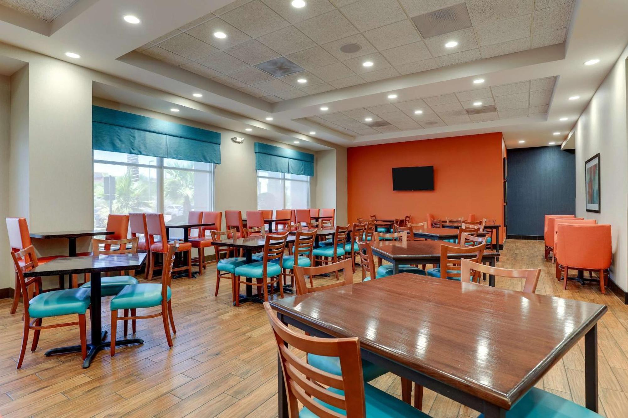 Drury Inn & Suites Phoenix Chandler Fashion Center Exteriör bild